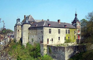 ChateauFort_Etymologie.jpg